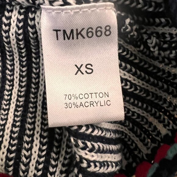 THML Sleeveless Sweater Tank Crochet Neckline Sz XS - Picture 10 of 12